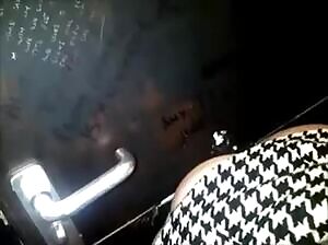 Gloryhole chick pulls away