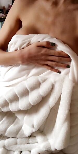 climb under the covers with me on ❄️💕