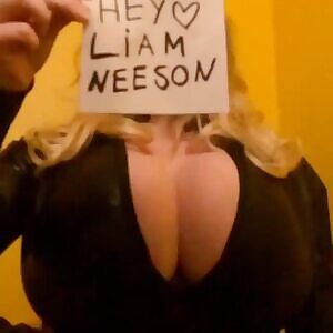 Gotta shake 'em to make a point.