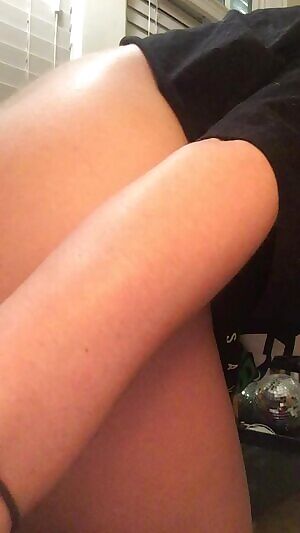 Tight squeeze for one regular sharpie, but now that I know there's a whole subreddit for this I'm inspired to try it again. Maybe next time with a fat one !