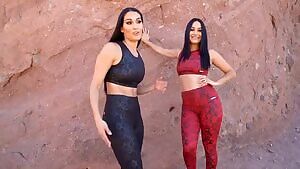 Brie Bella & Nikki Bella