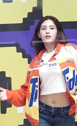 Somi @ Idol Radio 56 Gyf Compilation.