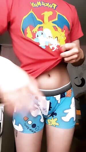 My teddy bear undies make my butt feel so squishy