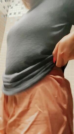 Post-workout titty drop 💦