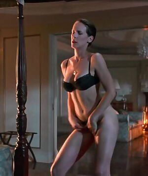 Jamie Lee Curtis in True Lies