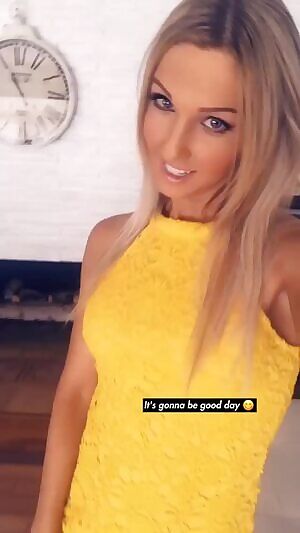 Kayleigh Coxx Pops Out