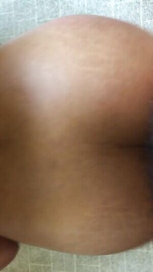 My gf has the best booty