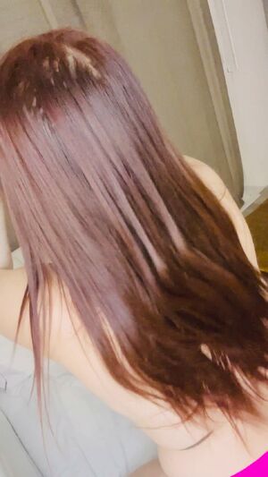 Upskirt Tease Amateur Ass Cute Long Hair