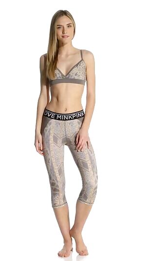 MINKPINK Vinyasa micro crop-top & 3/4 legging