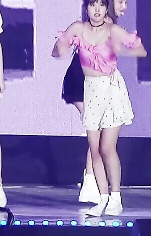 TWICE - Mina and Nayeon