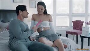 Sweet Sinner - Gina Valentina - Gina's New Vibrator