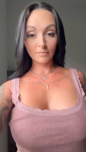 TittyDrop Amateur Big Tits Boobs OnlyFans