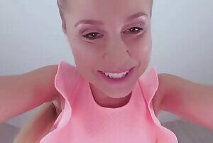 Lola Myluv face sitting VR