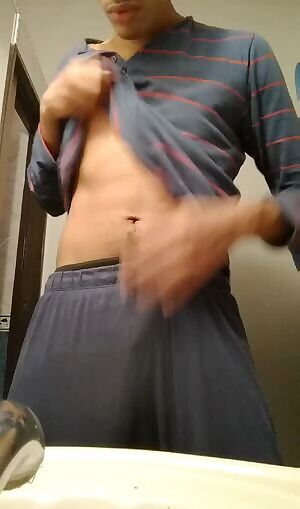 Sleep with the balls empty it's more relaxing 😂