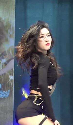 XOX - Underbun is Good on this one