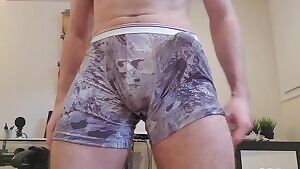 At home workouts get me so horny