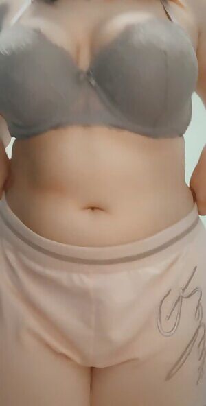 Just about to hop into the shower🧼