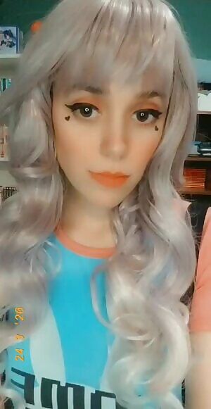 Showing off how cute I was last night ♡