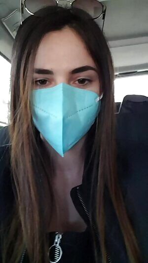 Show pussy in taxi 🥵