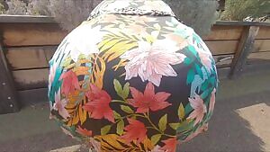 Outside Pulling down my panties and showing off my fat butt 🍑.. I'm sure my neighbours love living next door to me 😂