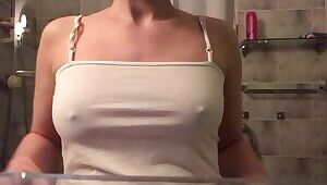 Here’s a little bathroom reveal