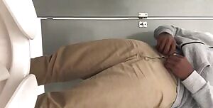 24M decided to take a quick break at work...