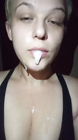 Quite a mouthful 🖤