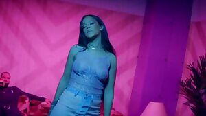I watch the music videos from Rihanna For The Plot r/NsfwWowGifs