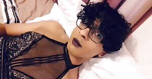 🎶Turn off the lights and turn me on🎶