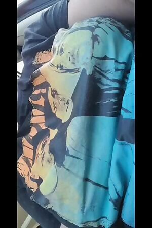 travelling alone and trying to keep myself entertained