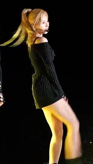 Twice - Sana, Mina, Nayeon, Chaeyoung, Jihyo & Dahyun