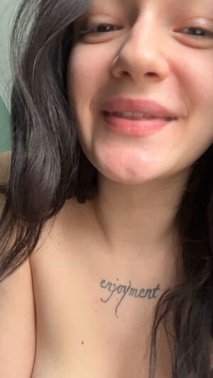 Tongue Job Amateur Babe Brunette Cute