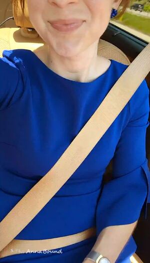 Commuting can be a drag...fortunately, I know how to keep myself entertained [gif]