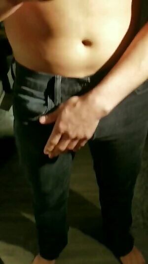 Back after awhile away with my first vid.