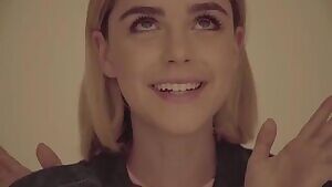 Kiernan Shipka -