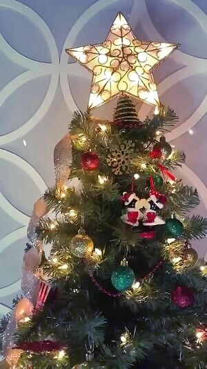 It's the giving time of year. My BFF Megan Rain have decided to exchange some gifts! www.adrianachechik.com