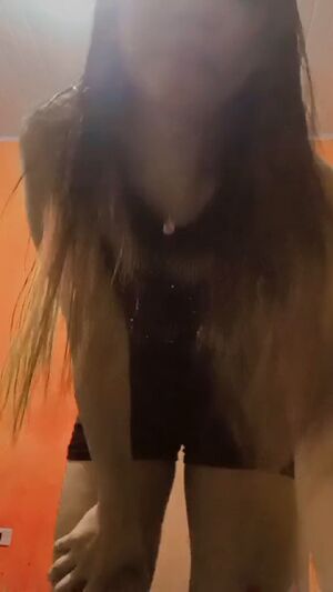 Clothed Twerking Amateur Ass Latina TikTok