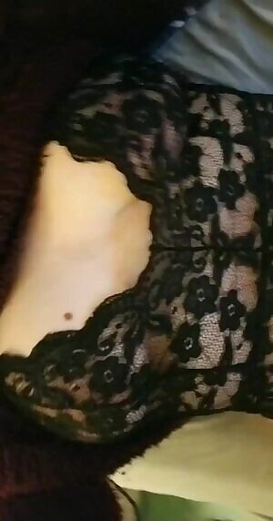 Come cuddle up with me and let's see where the night ends 😋