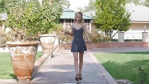 Tennis Groupie - Bella Rose