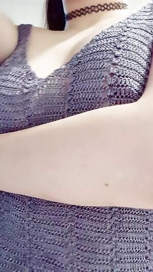 Where is the un if i'm just gonna show my pussy? need to have some fun teasing you while you crave for it