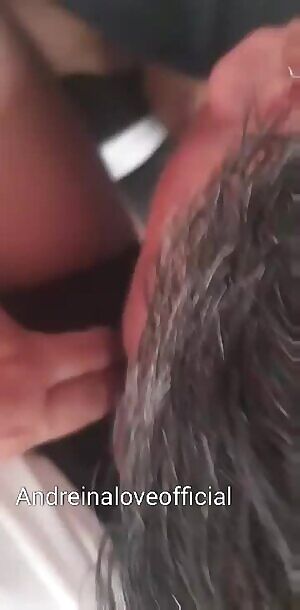 Today I inadvertently sent some nude photos to my boss ... He told me he would come to my house we will talk and in the street in his car and thus end with My boss sucking my pussy ...😳😳😳😍😛🤤 In my aloveoff