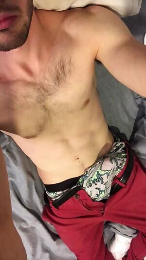 Stroking, talking dirty... Ride me please? 😘