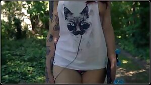 Teen Girl outdoor exposed