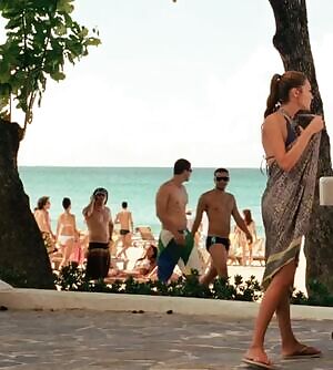 Gal Gadot - Fast Five