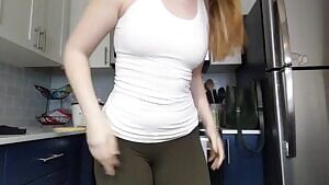 Come see what dat athletic ass do