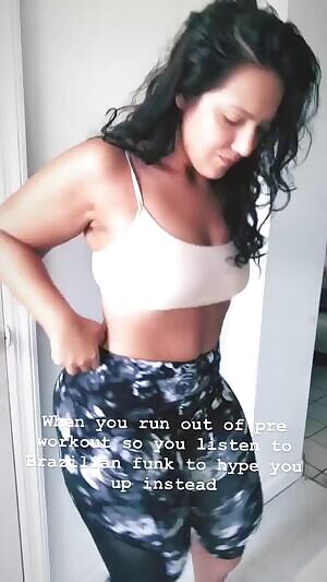 Brazilian squeeze...🇧🇷