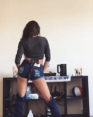 Sexy Dancing Indian