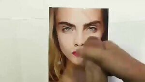 Cara Delevingne Makes It Easy