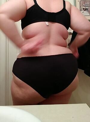 I tried sexily takinf my hair down. It did not work. 😳