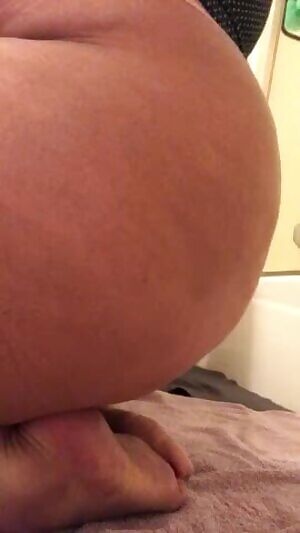 Booty, belly and thighs. Oh my!